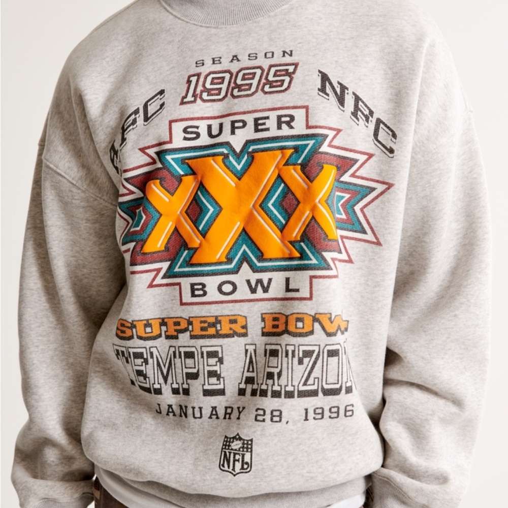 Abercrombie & Fitch NFL Sweatshirt